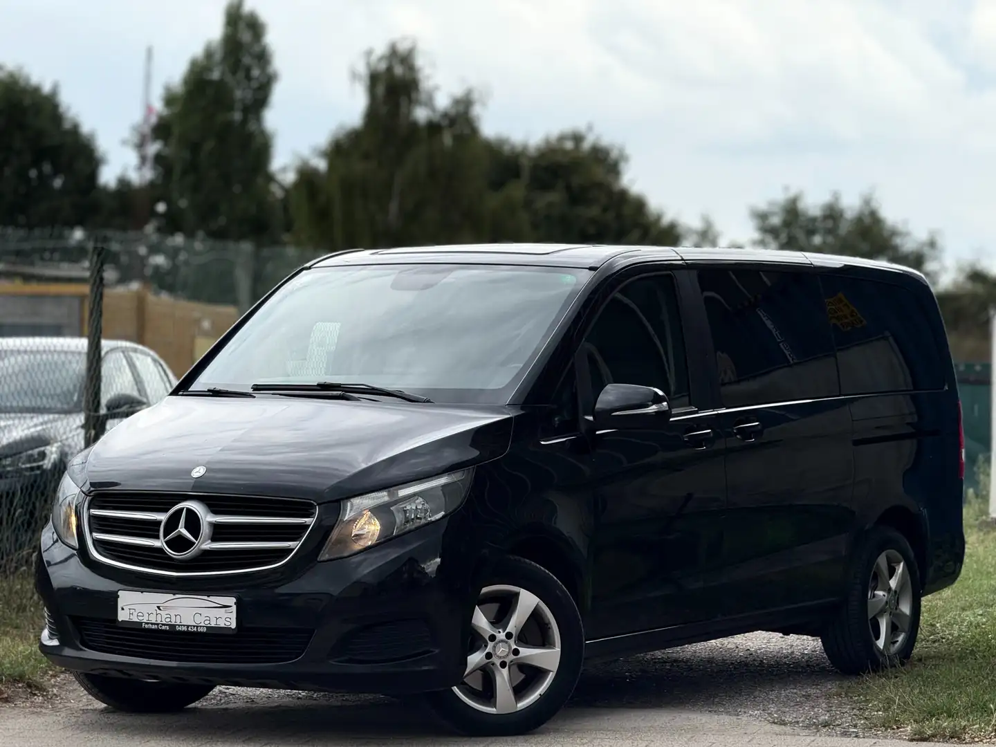 Mercedes-Benz V 250 V 250 (BlueTEC) d kompakt 7G-TRONIC Edition Negro - 1