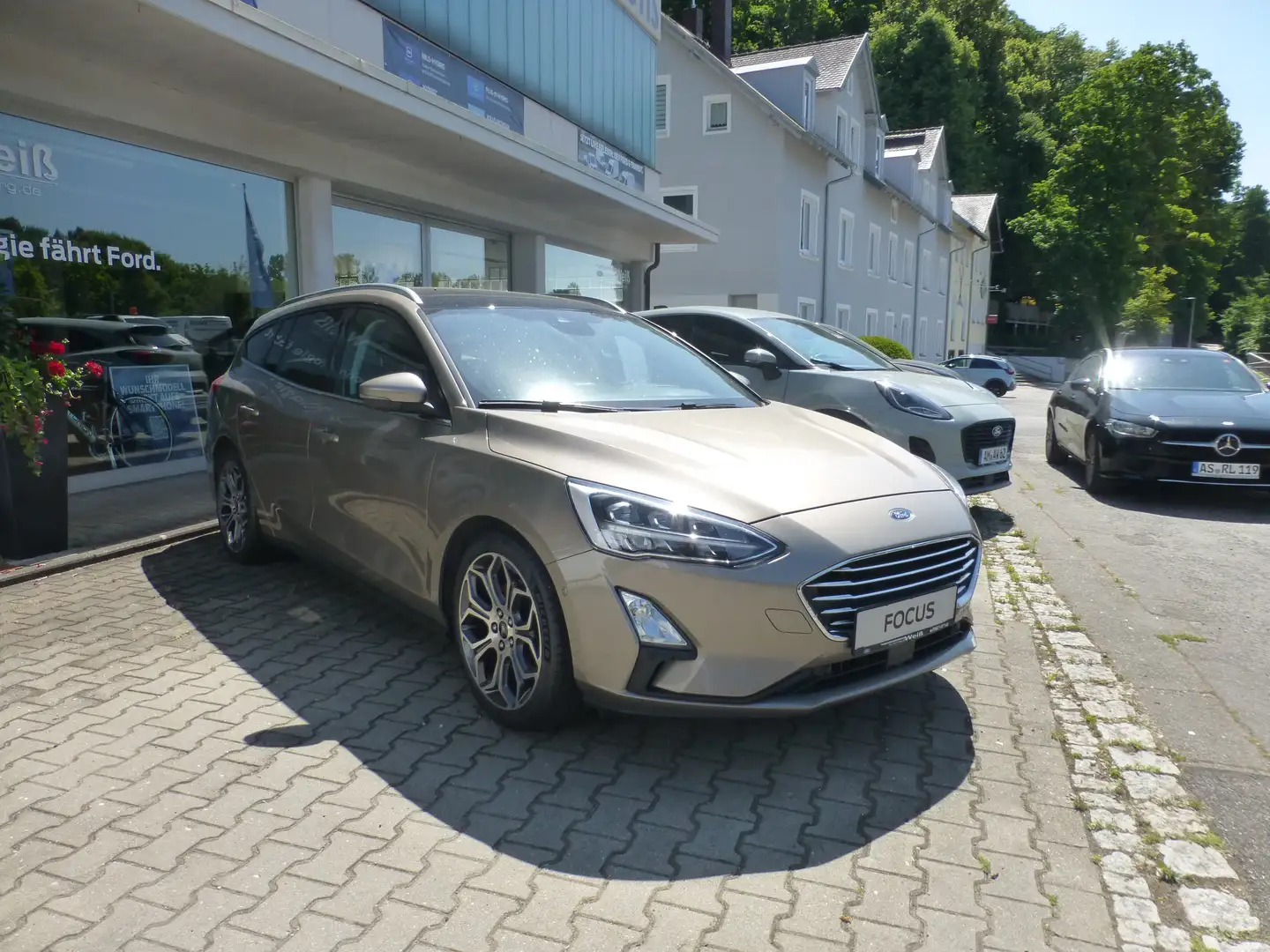 Ford Focus Titanium_125PS_DesignPak_WintPak_SchiebeD Grau - 1