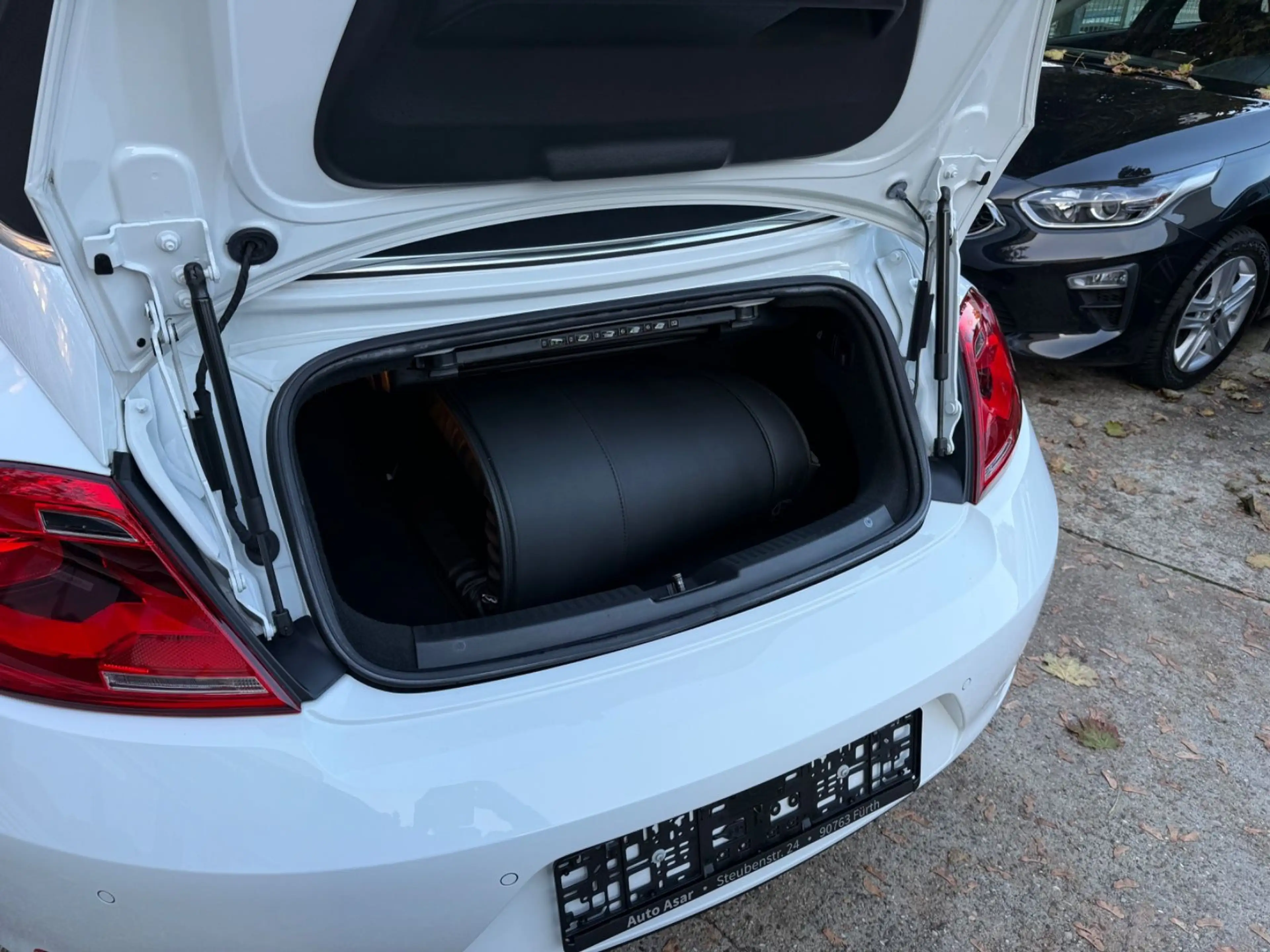 Volkswagen Beetle Cabriolet Allstar 1,2 KAMERA/DAB/XENON — photo 9