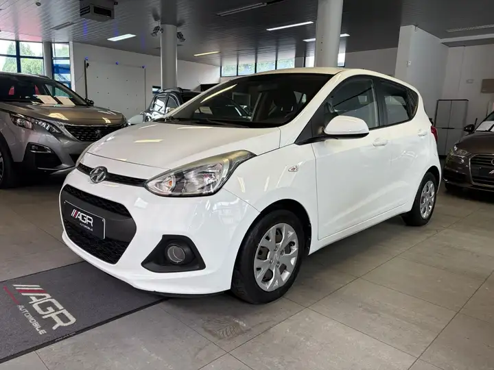 Hyundai i10