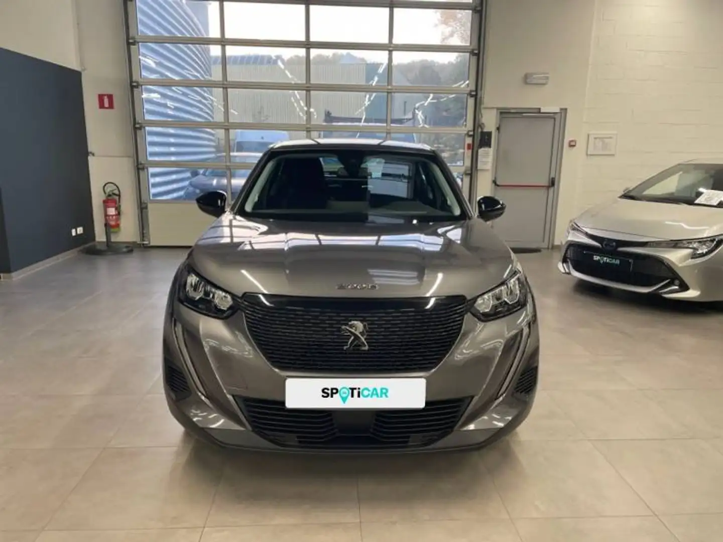 Peugeot 2008 2 1.2 Puretech 74KW S&S Active Pack Gris - 2