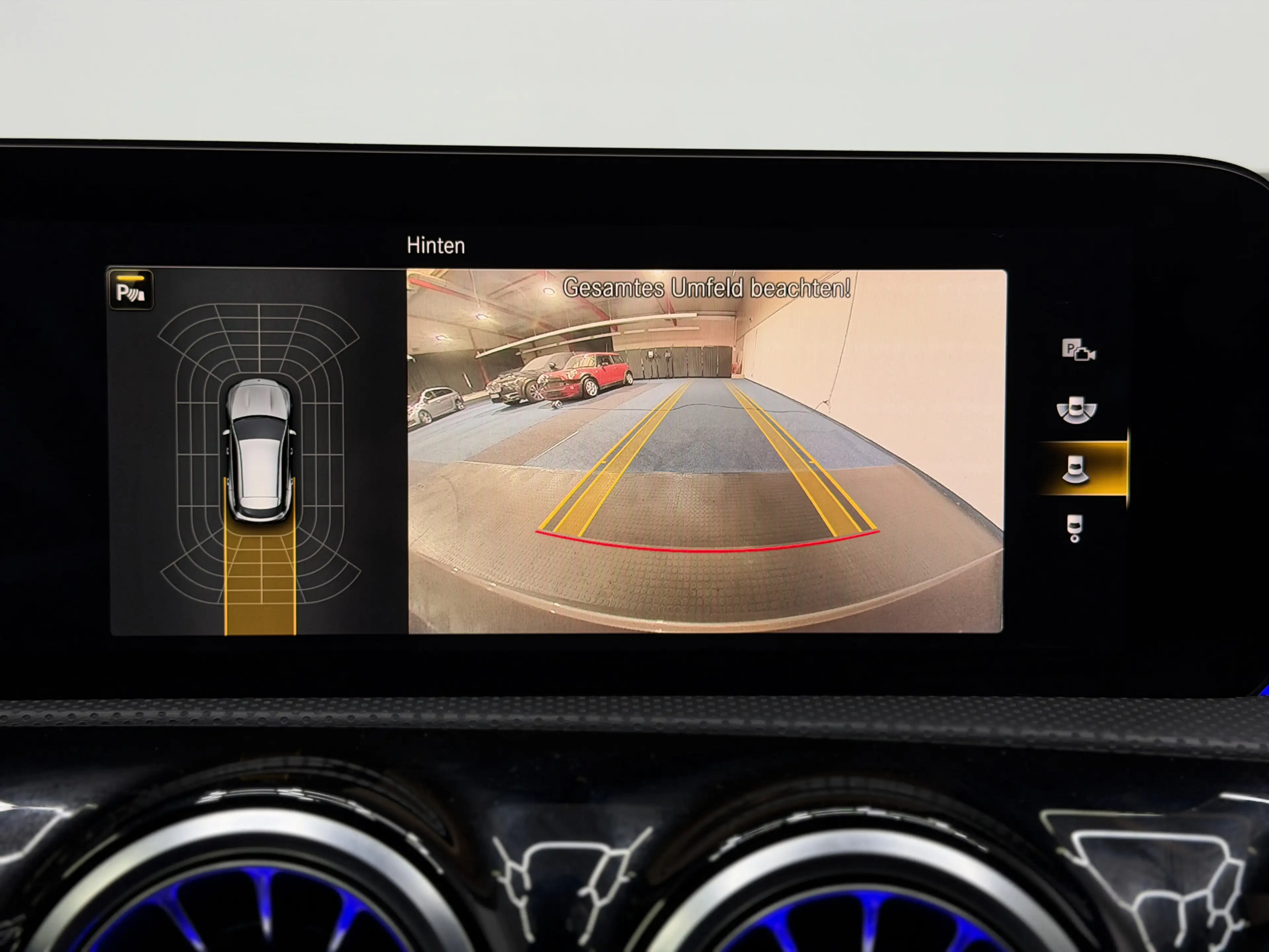 Mercedes-Benz CLA 220 d|AMG-Paket|PANO|AHK|STHZ — photo 19