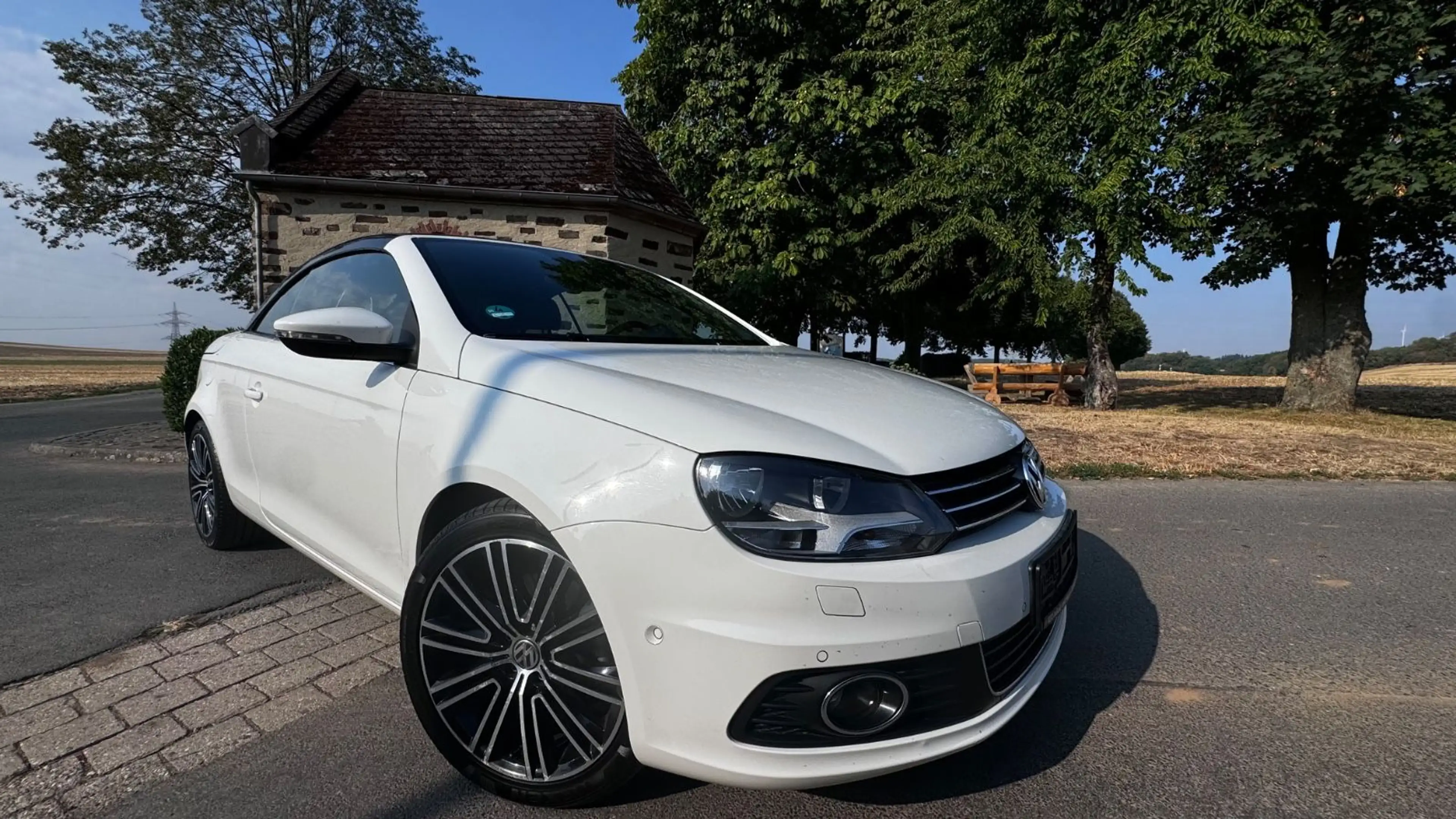 Volkswagen Eos 2,0TExclusive a1,Hd.Voll!Scheckh.PANO+CA FP! — photo 14