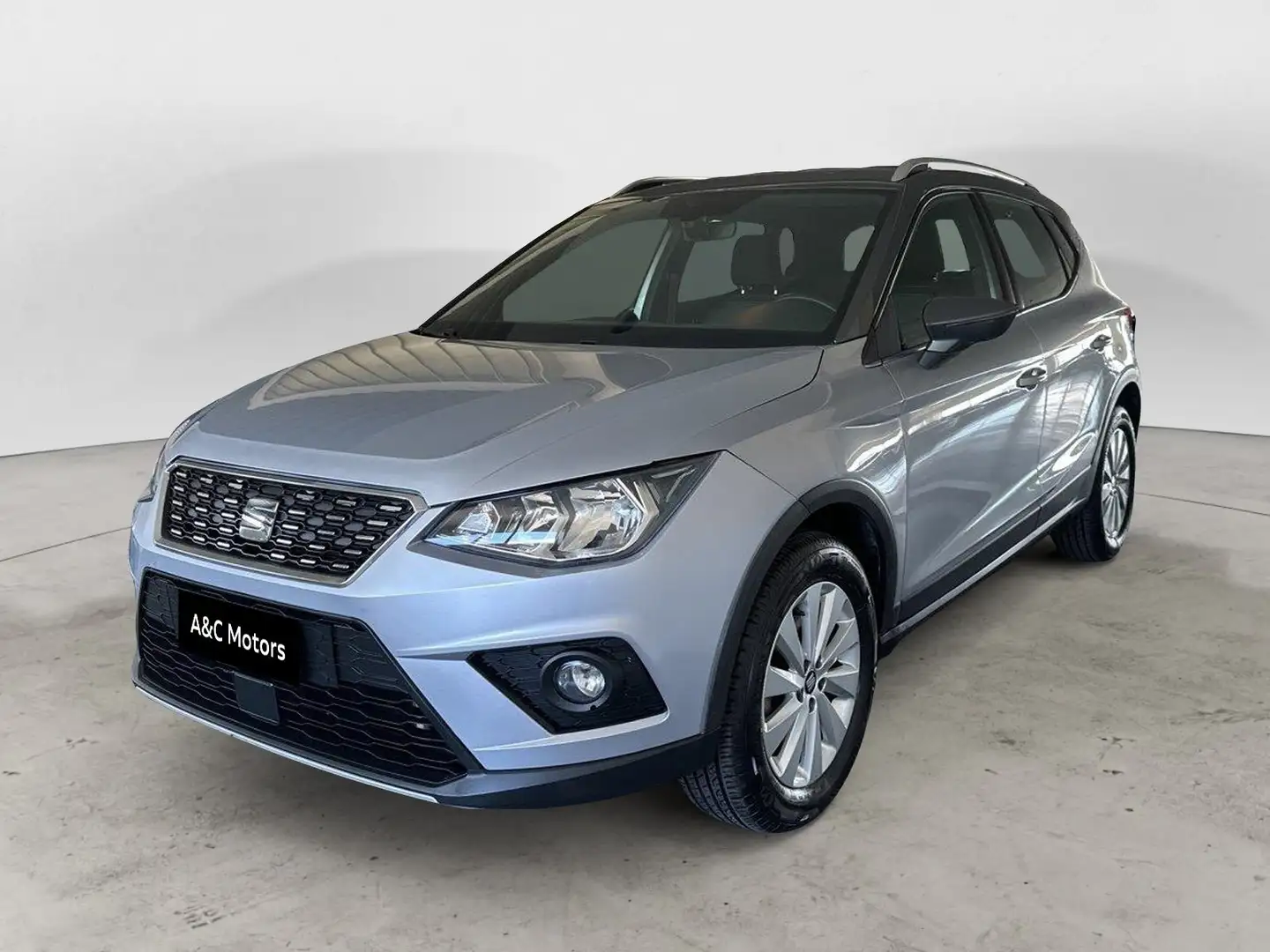 SEAT Arona 1.0 EcoTSI 115 CV XCELLENCE Plateado - 1