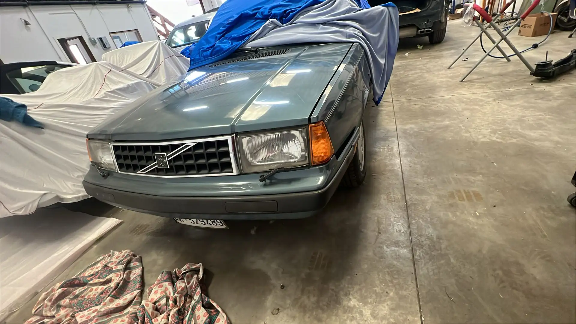 Volvo 360 4p 1.7 GLE c/TA my86 - 2