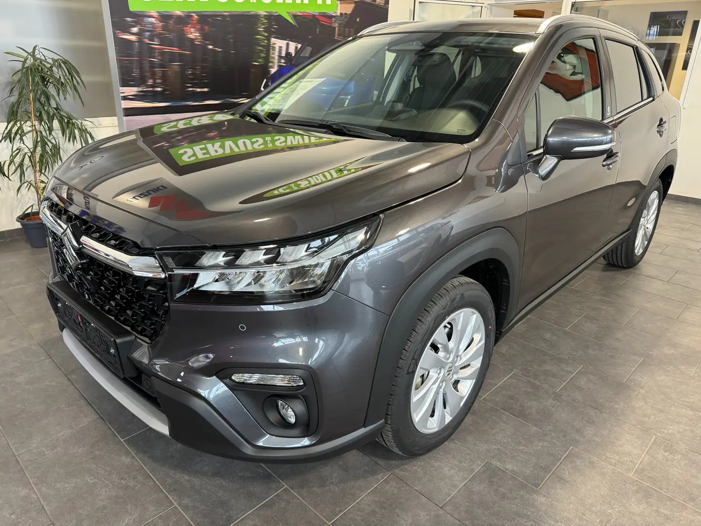 Suzuki S-Cross 1,4 GL+ DITC Hybrid ALLGRIP shine "SNOW FOX" Grau - 2