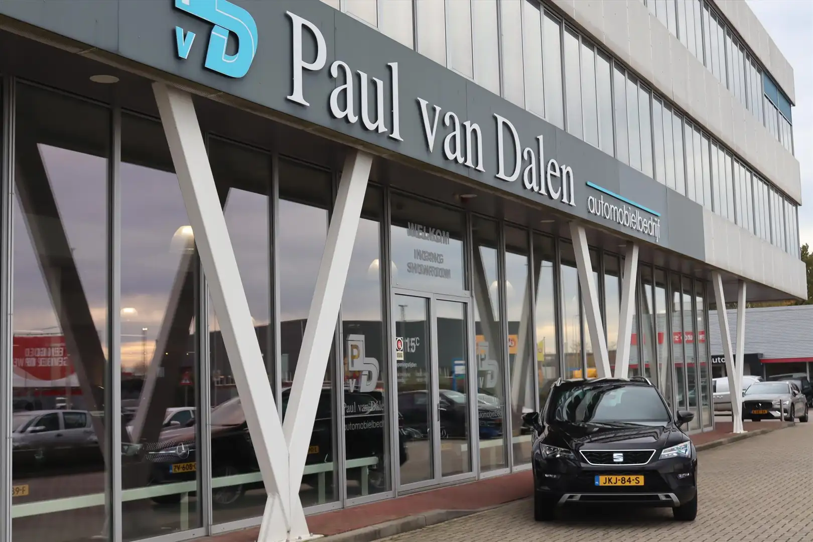 SEAT Ateca 1.5TSI 150PK AUTOMAAT XCELLENCE Navi | Adapt.Cruis Zwart - 2