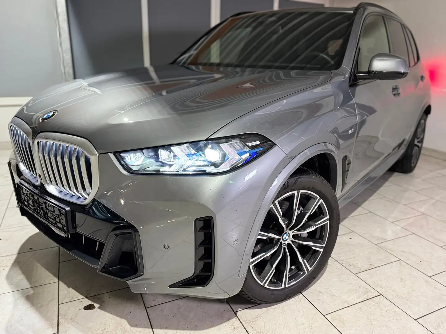 BMW X5 30 d xDrive M Sport - AHK/HK/LED/CarPlay/360 Gris - 2