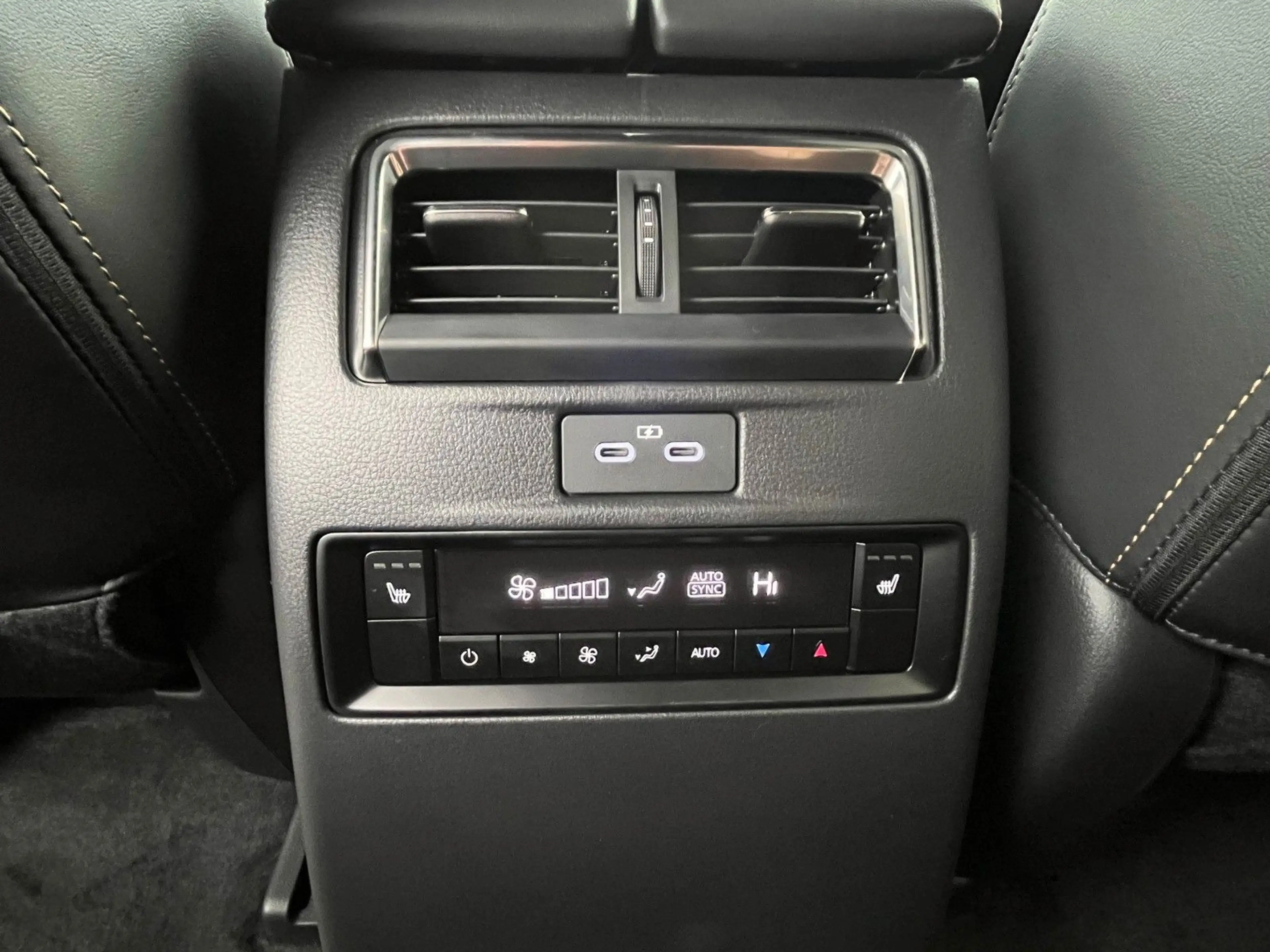Mazda CX-80 3.3L 254PS Homura Bose* 360*AWD / 7 Sitzer — photo 9
