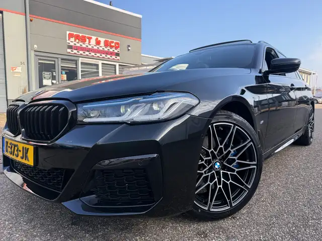 BMW 5 Series view 5