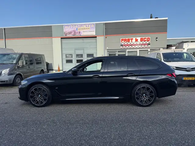 BMW 5 Series view 8