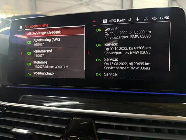 BMW 5 Series view 20