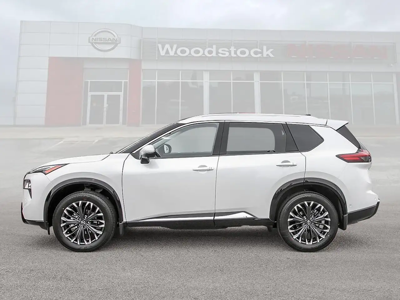 Nissan Rogue снимка Nissan Rogue