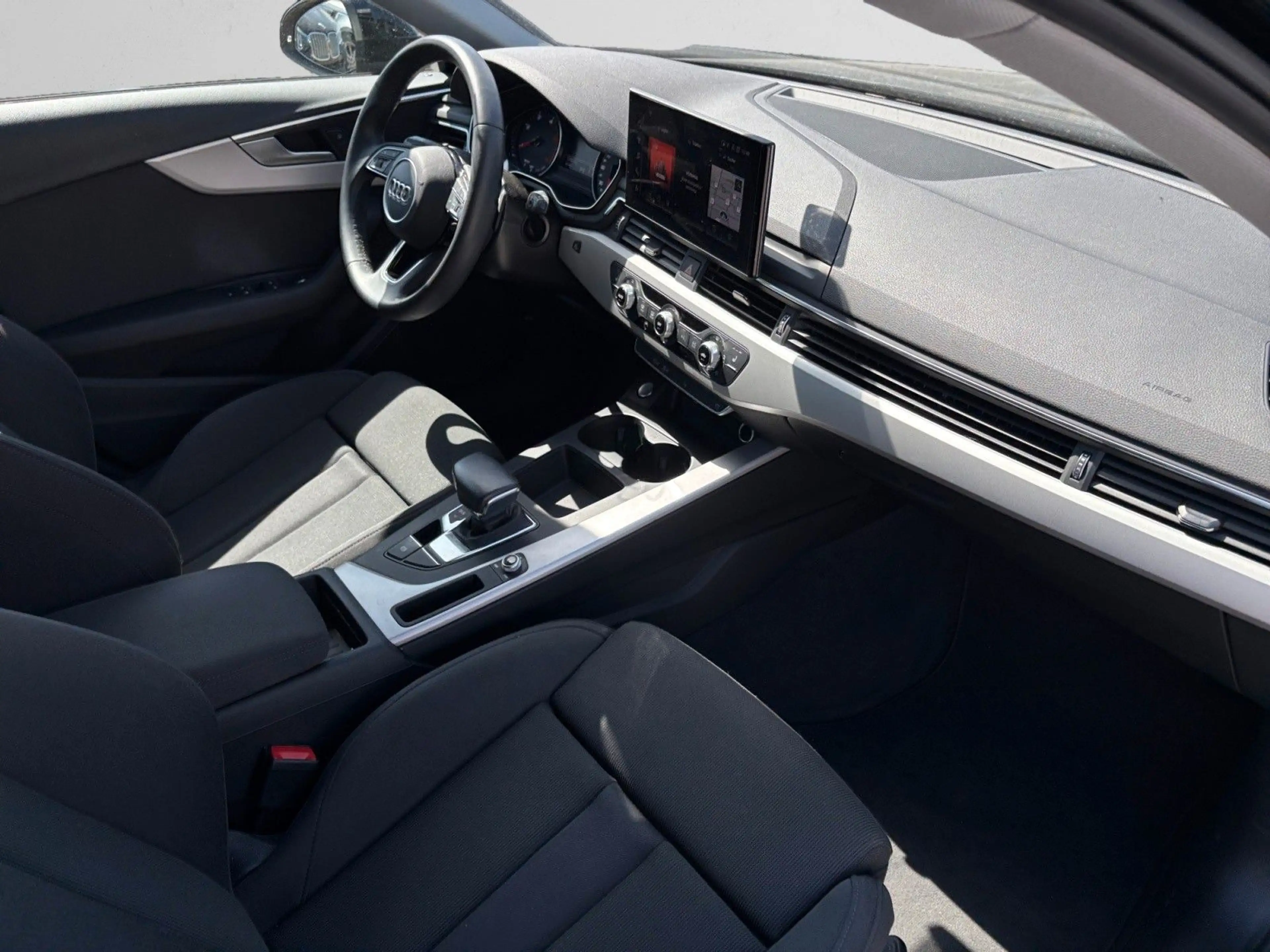 Audi A4 Avant 30 TDISPOSI|SHZ|AHK|TEMP| — photo 13