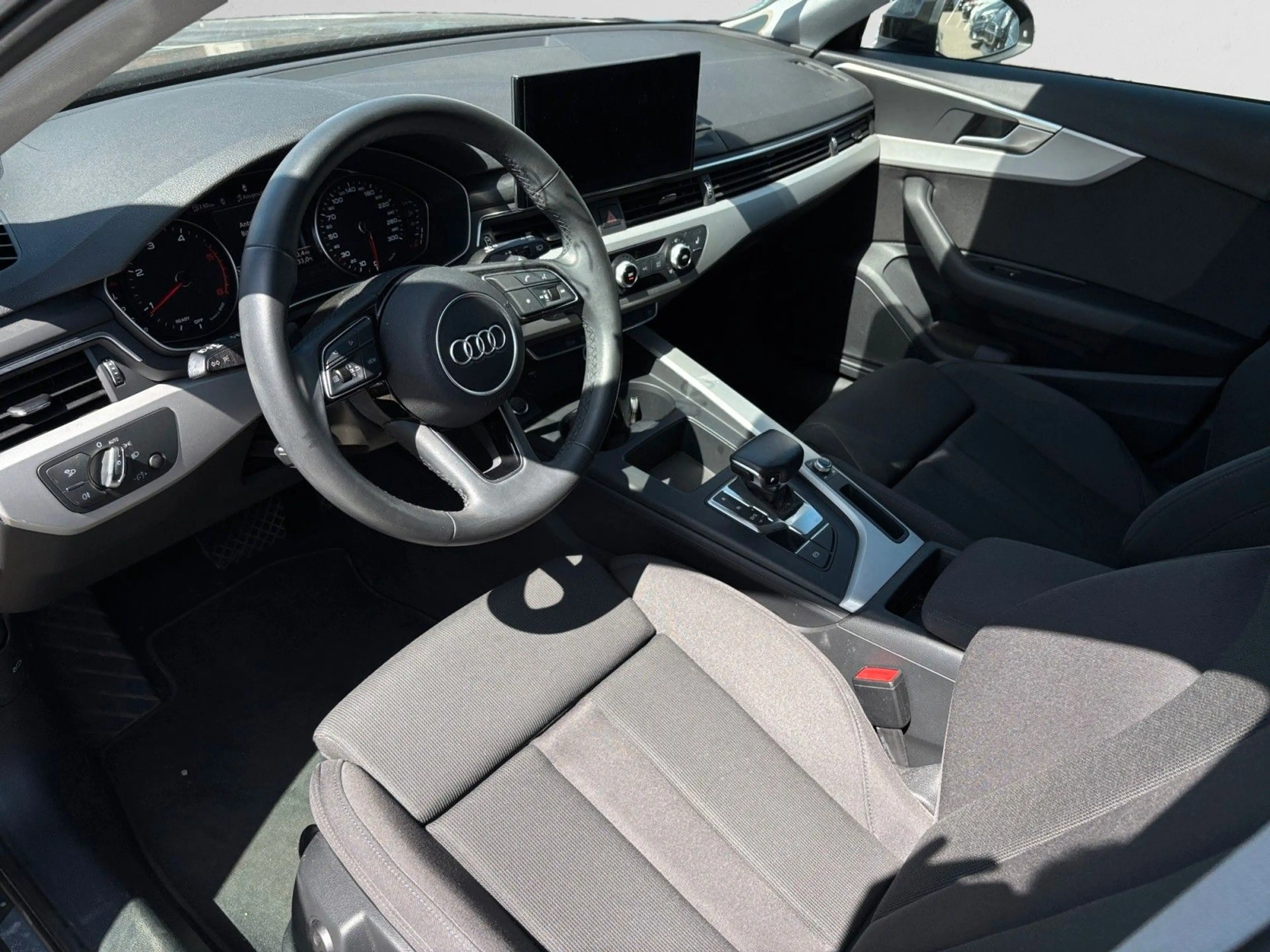 Audi A4 Avant 30 TDISPOSI|SHZ|AHK|TEMP| — photo 9