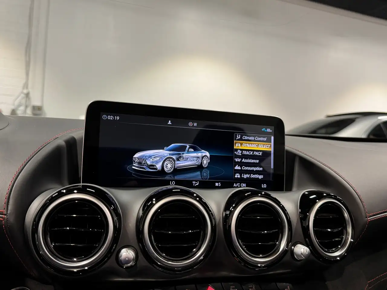 Mercedes-Benz AMG GT снимка Mercedes-Benz AMG GT
