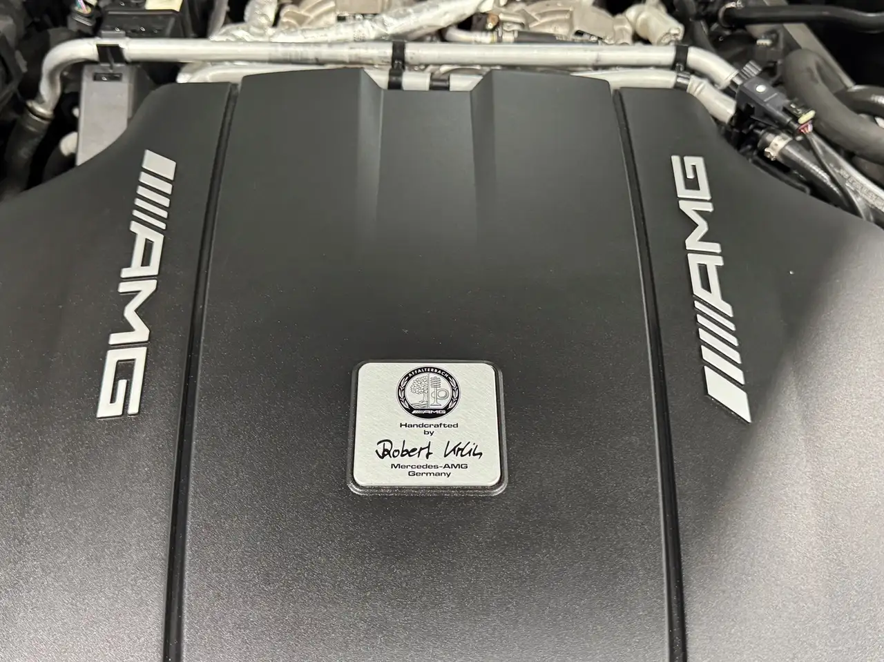 Mercedes-Benz AMG GT снимка Mercedes-Benz AMG GT