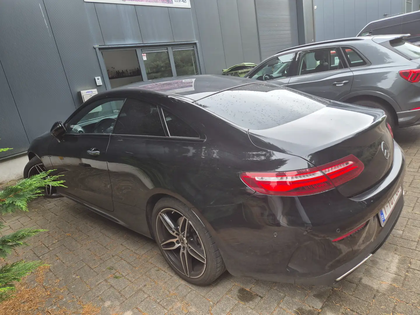 Mercedes-Benz E 200 E 200 Coupe 9G-TRONIC Avantgarde Noir - 2