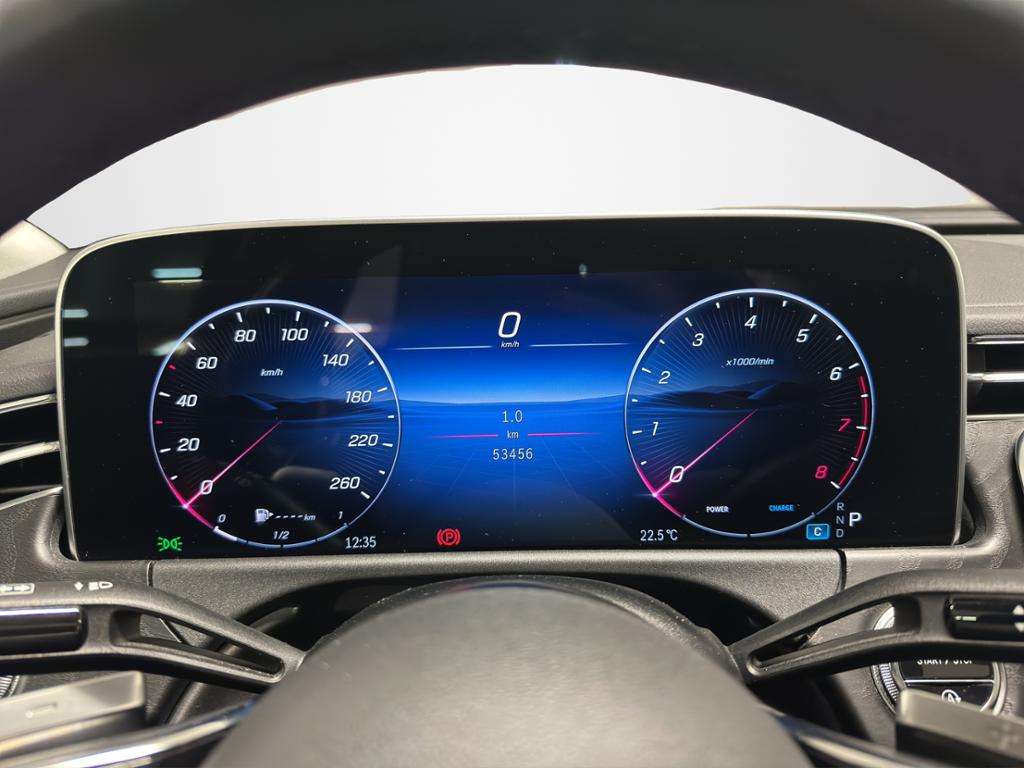 Mercedes-Benz E 200