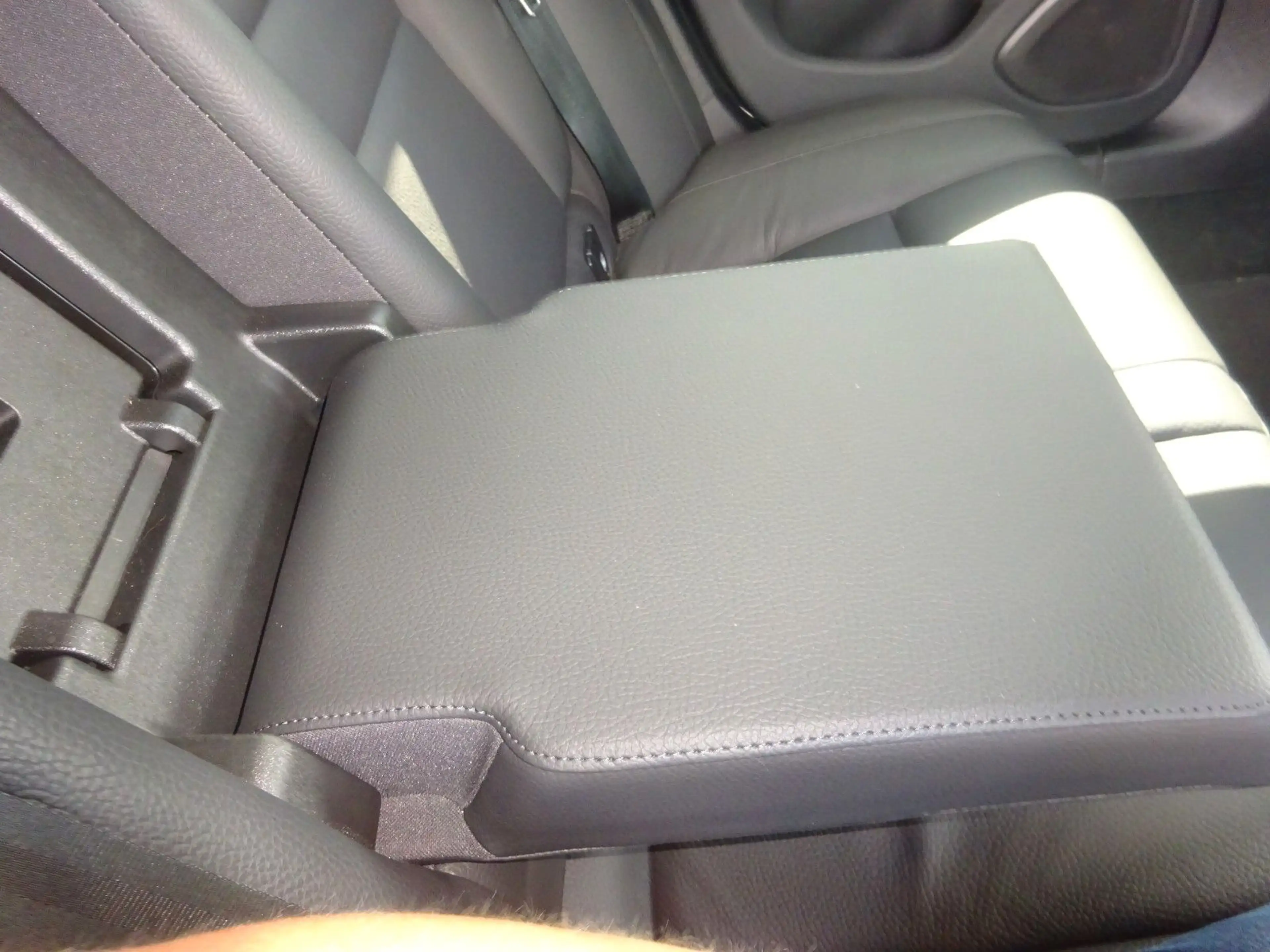 Volvo V60 Cross Country B4 D AWD Plus 197PS Autm. H&K — photo 15
