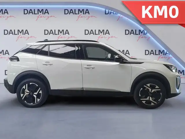 Peugeot 2008 view 6