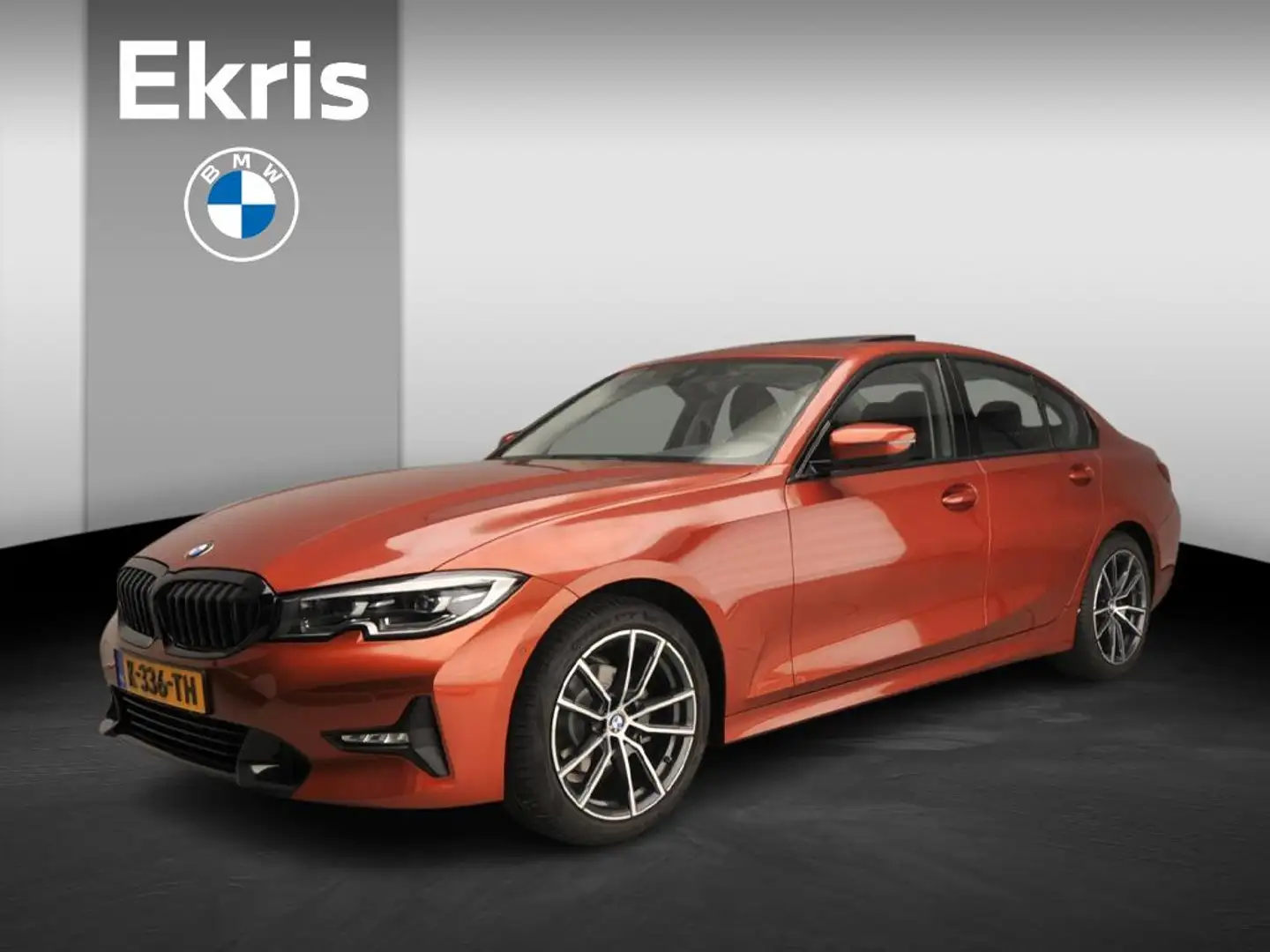 BMW 318 3 Serie Sedan 318i | LED | Leder | Navigatie | Sch Orange - 1