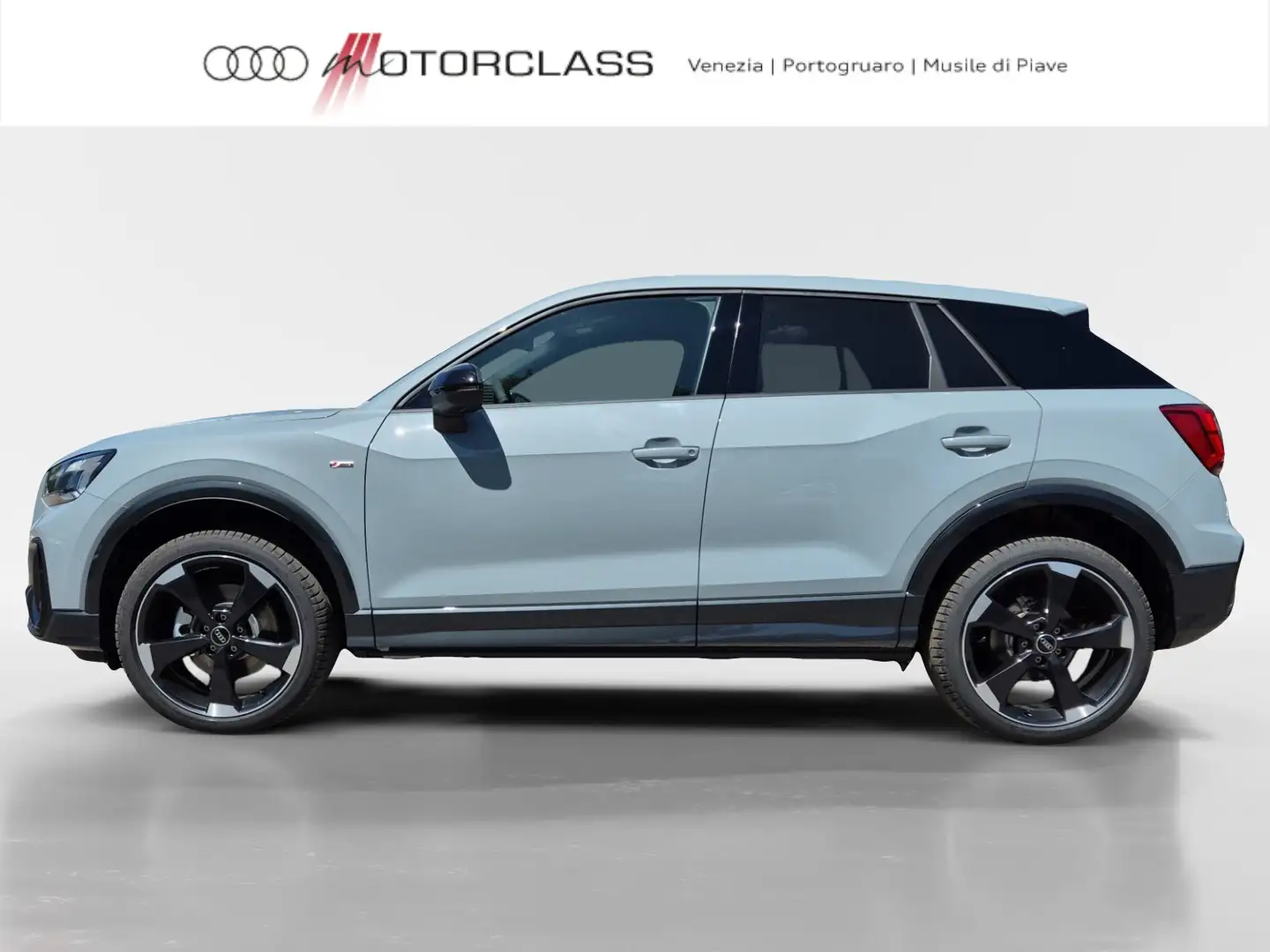 Audi Q2 35 1.5 tfsi identity black s tronic Grigio - 2