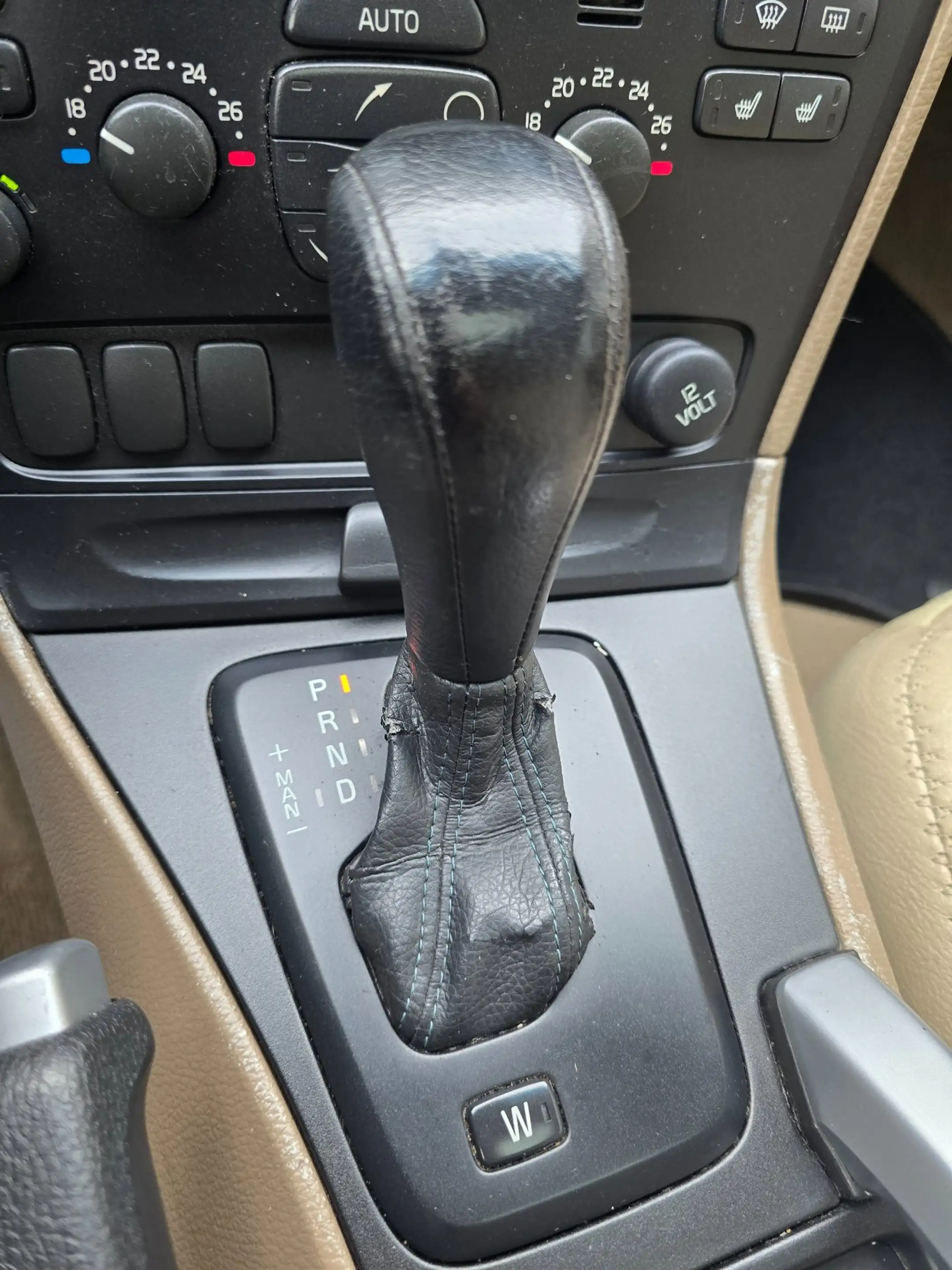 Volvo XC70 Volvo XC70 2.5 T Geartronic Comfort Line — photo 7