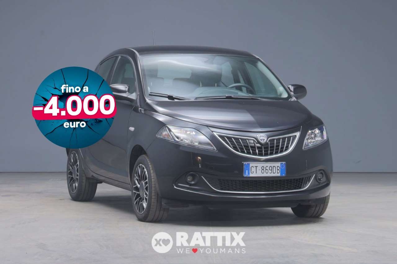 Lancia Ypsilon 1.0 Firefly Hybrid 70CV Platino