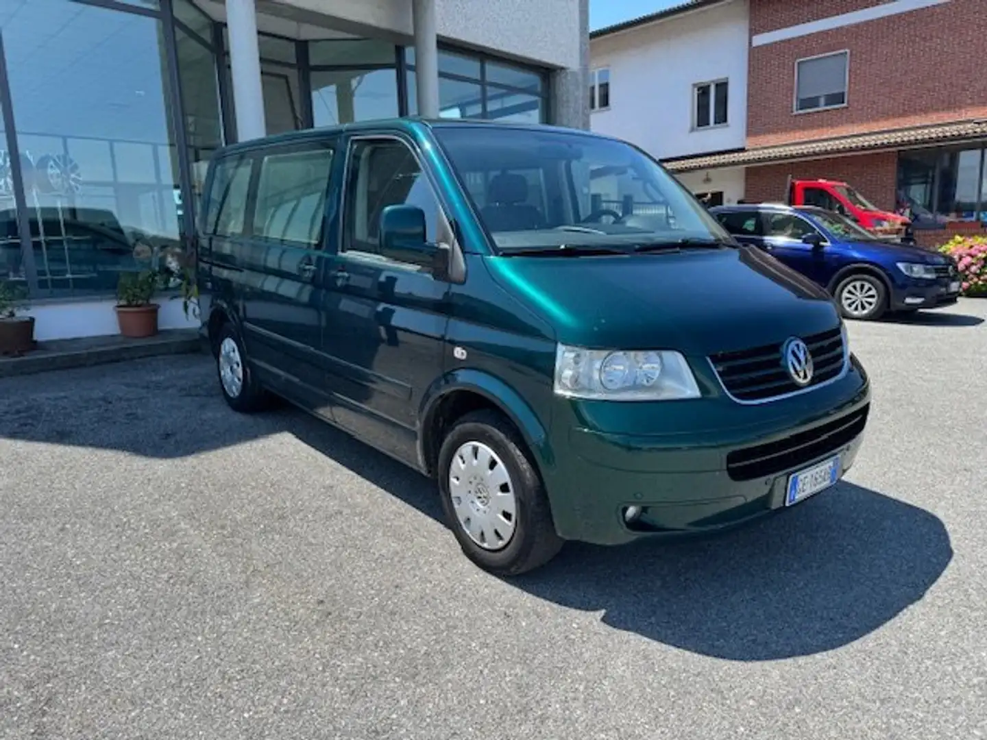 Volkswagen T5 Multivan Multivan T5 2003 2.5 tdi Comfortline 130cv Grün - 1