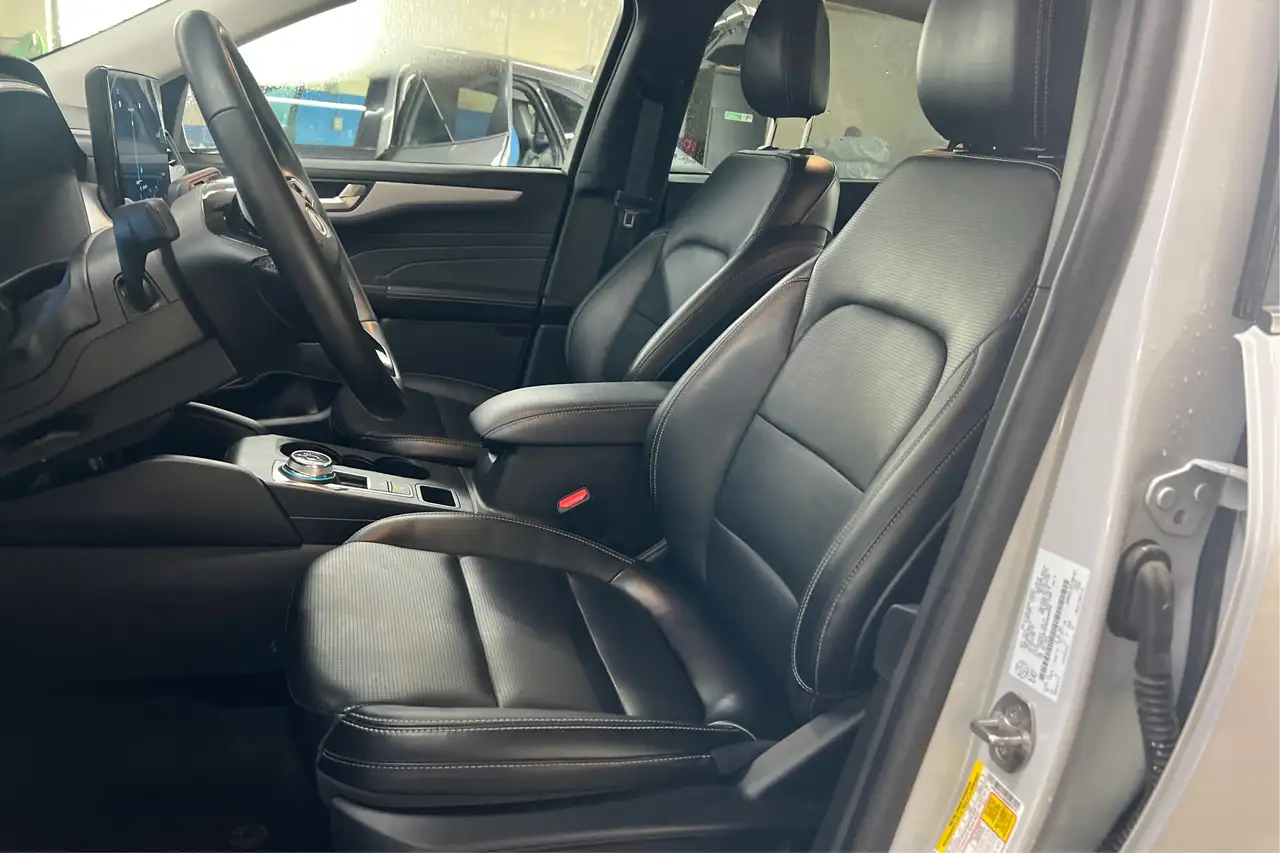 Ford Escape photo Ford Escape