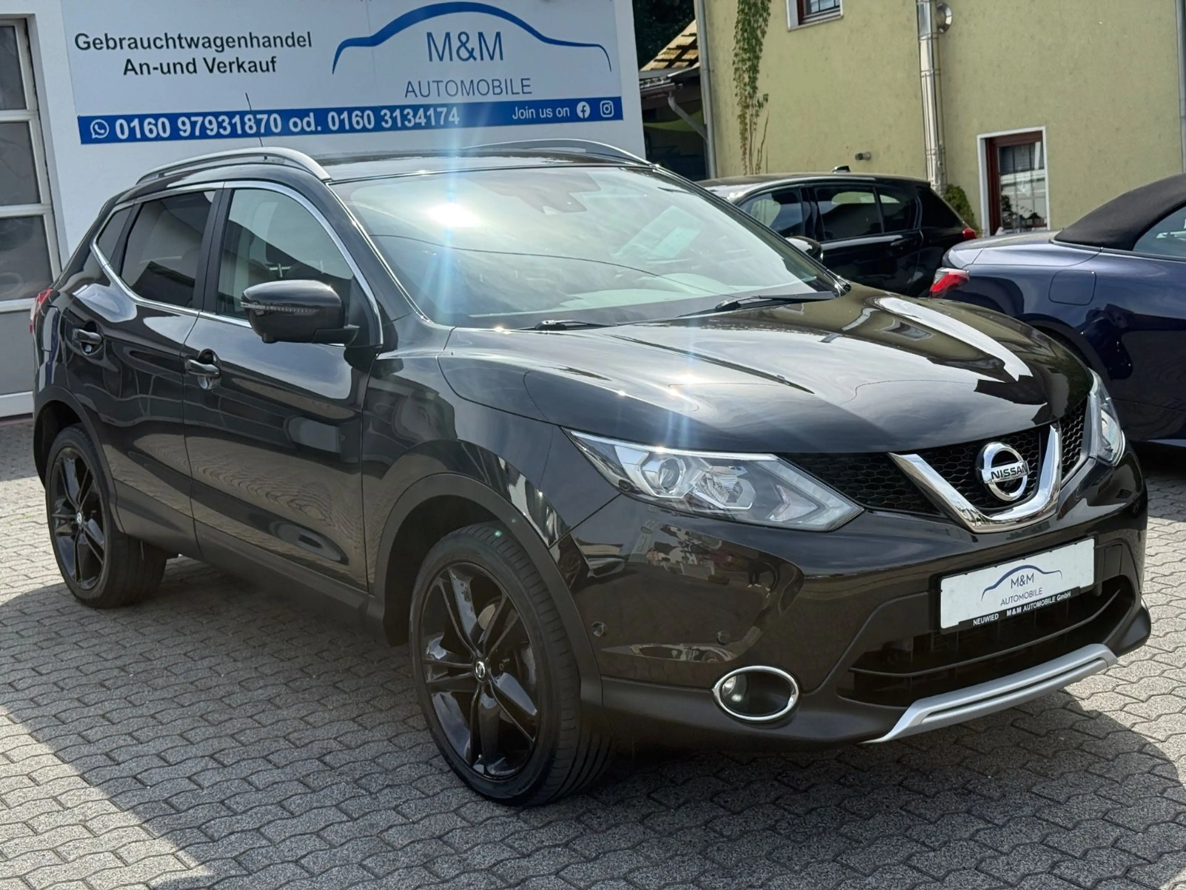 Nissan Qashqai Black Edition 4x4 N-Connecta 1.6 LED 360 — photo 14