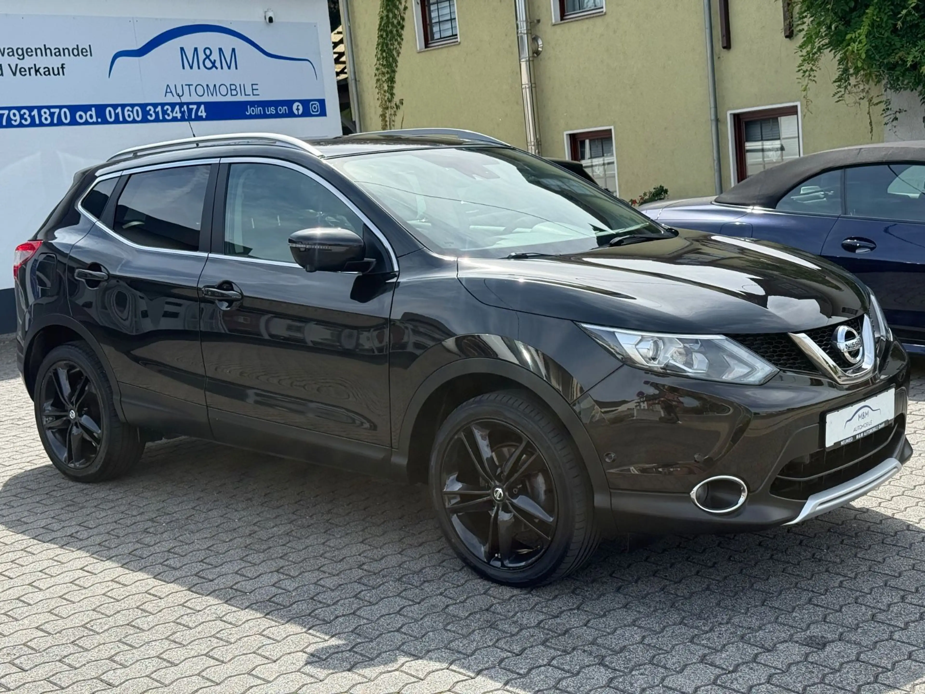 Nissan Qashqai Black Edition 4x4 N-Connecta 1.6 LED 360 — photo 13