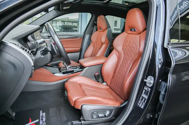 BMW X4 M view 12