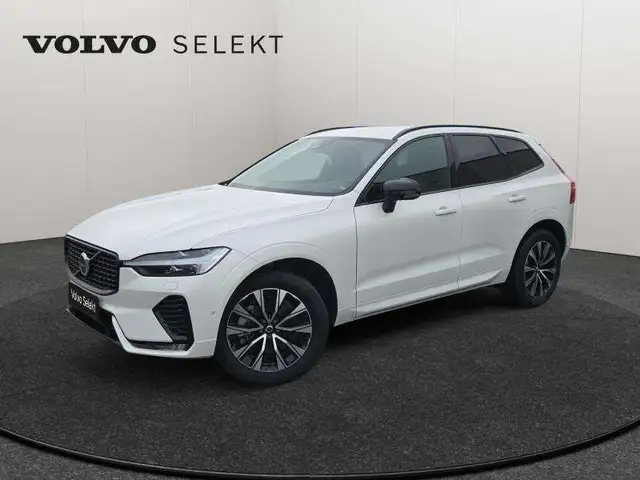 Volvo XC60 B4 Plus Dark / Essence