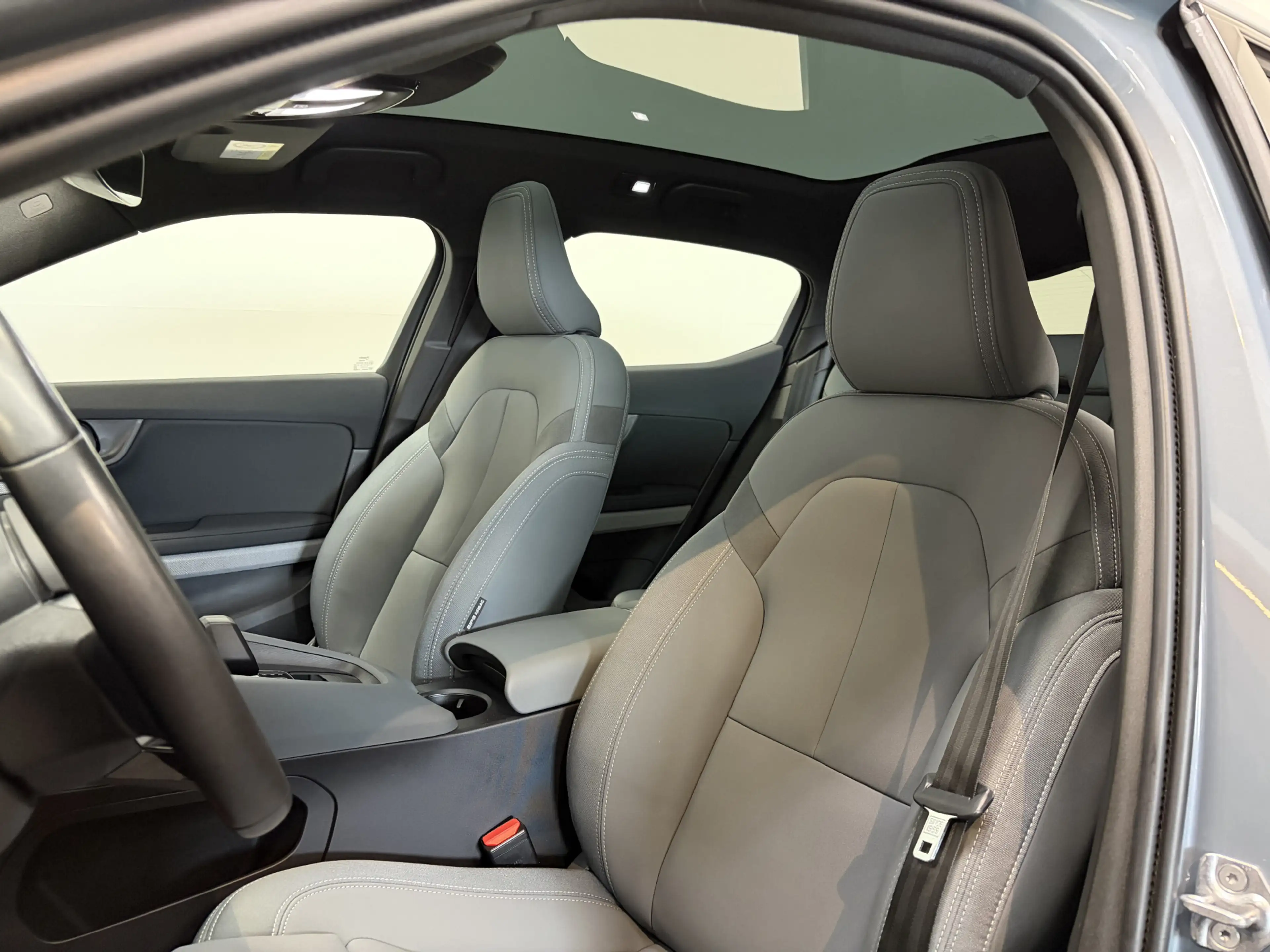 Polestar 2 Standard Range Single Mot 63kWh SOH94.7% Trekhaak — photo 4
