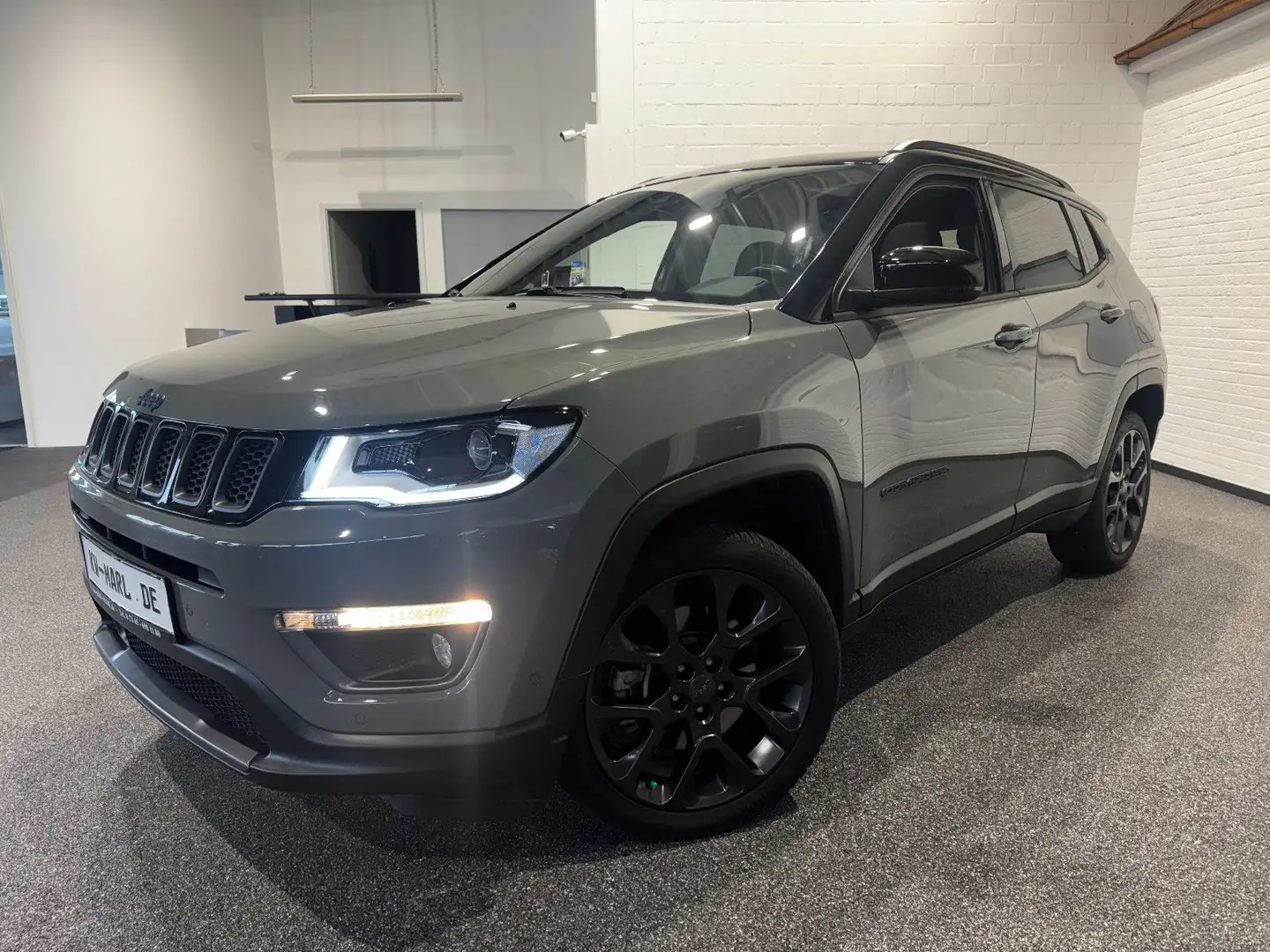 Jeep Compass S Plug-In Hybrid 4WD  PANORAMADACH AHK Grau - 2
