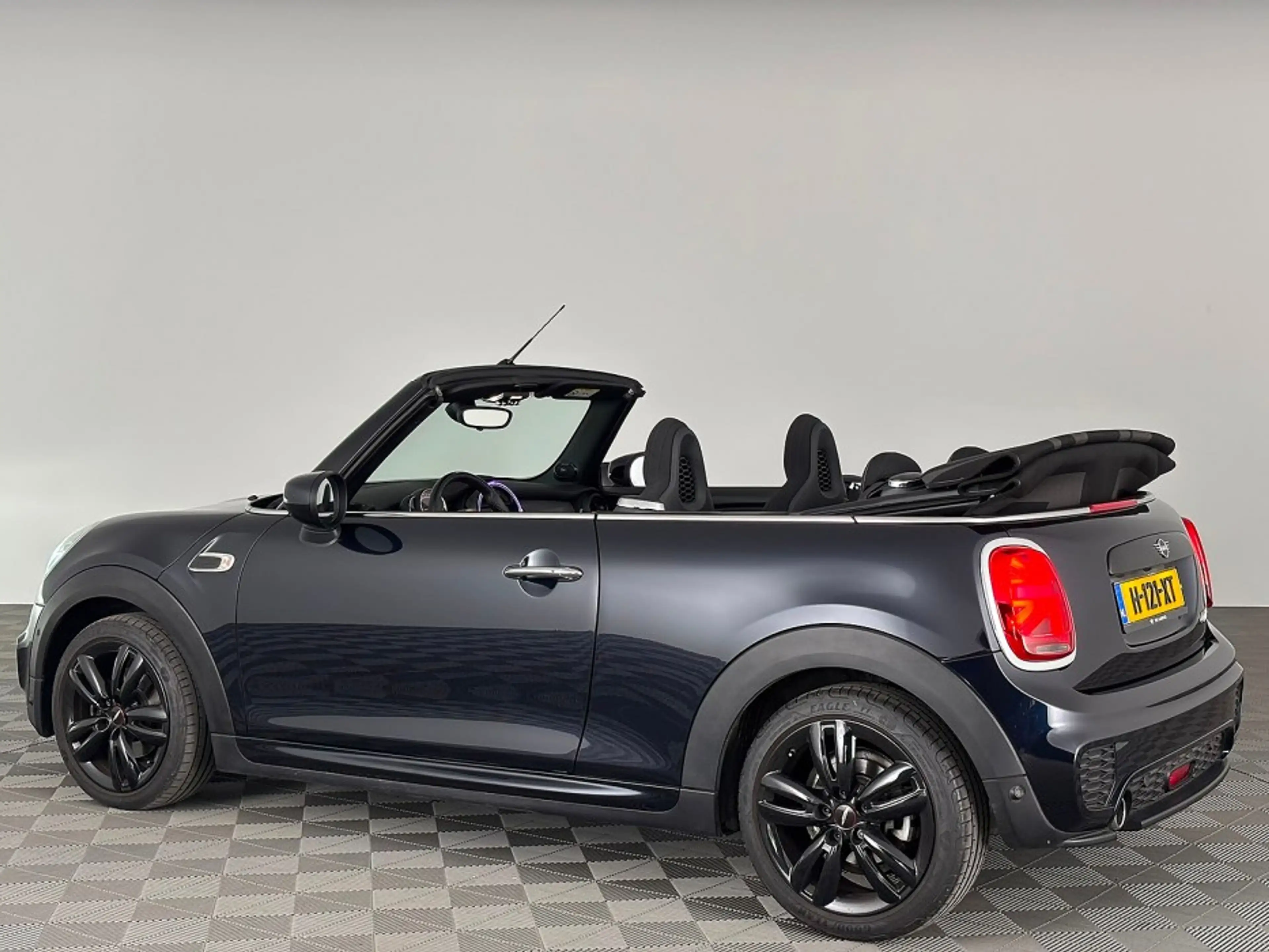 MINI Cooper Cabrio 1.5 *JCW PAKKET* harman/kardon | Full LED | ECC — photo 3