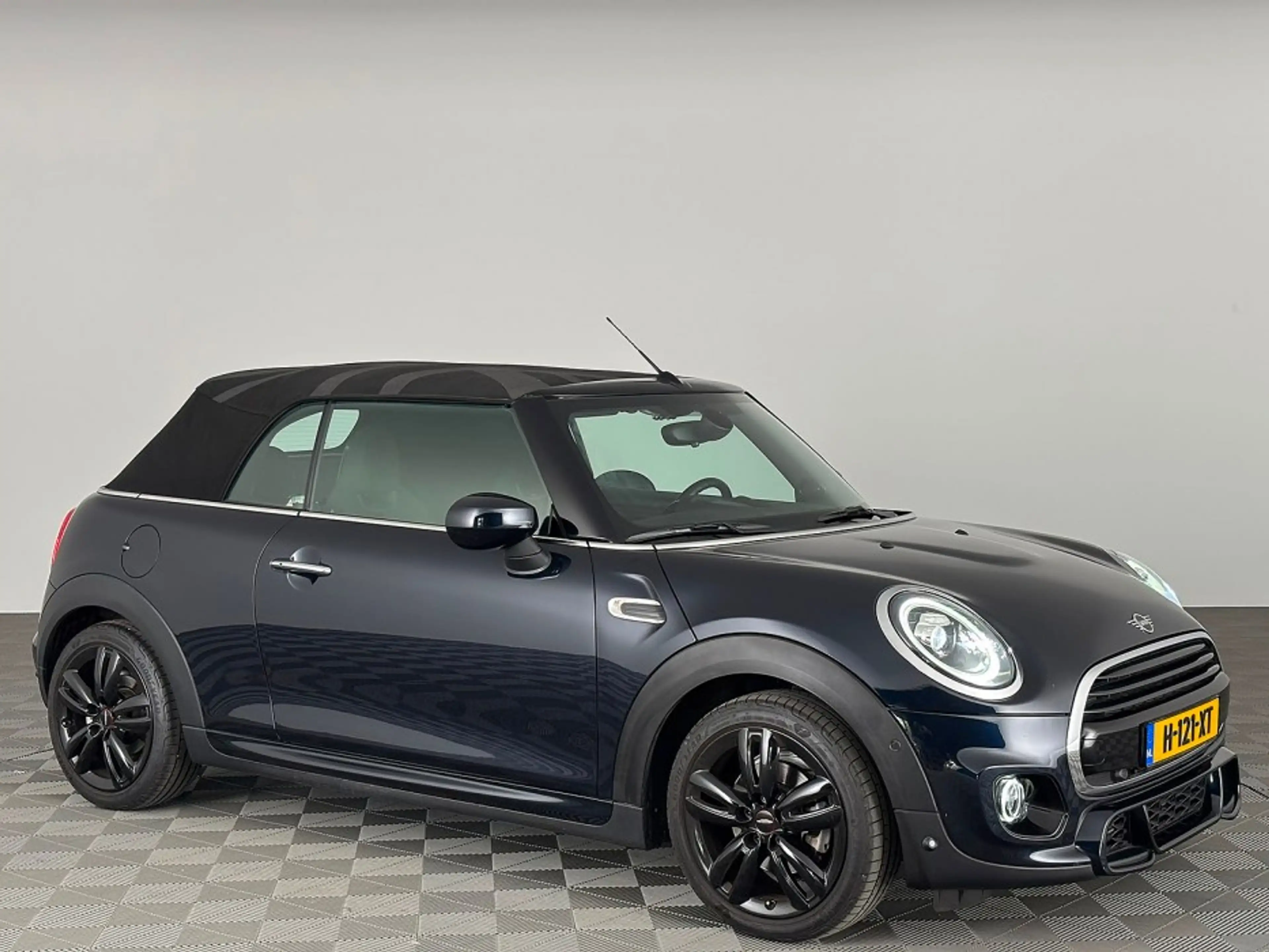 MINI Cooper Cabrio 1.5 *JCW PAKKET* harman/kardon | Full LED | ECC — photo 2