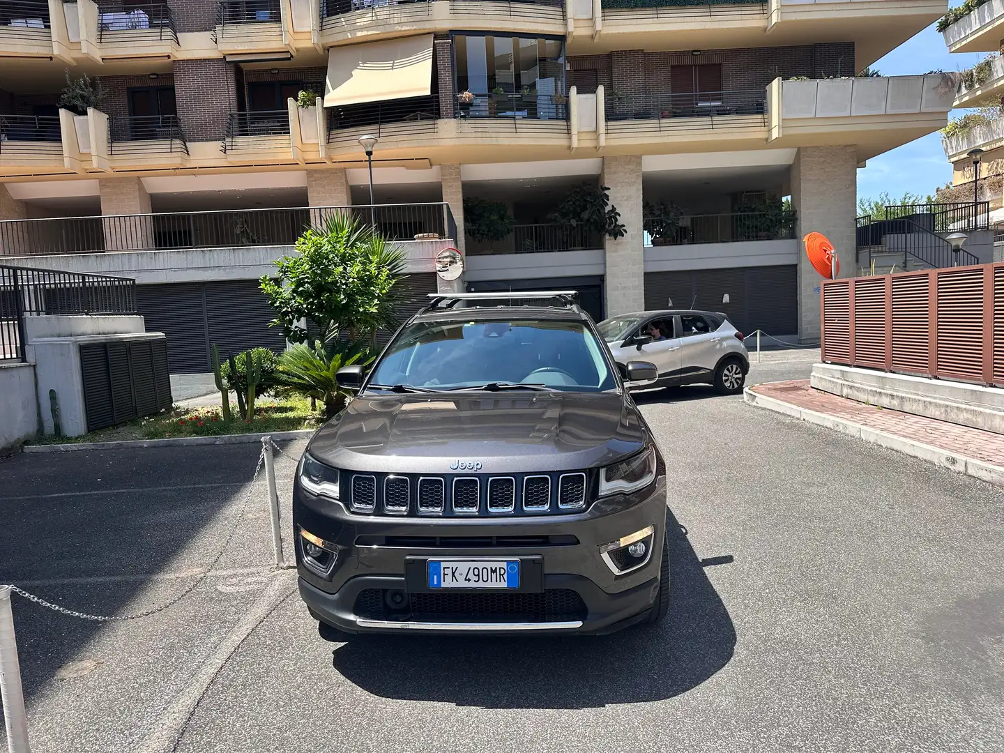 Jeep Compass Compass 2.0 mjt Opening Edition 4wd 140cv auto Grigio - 1