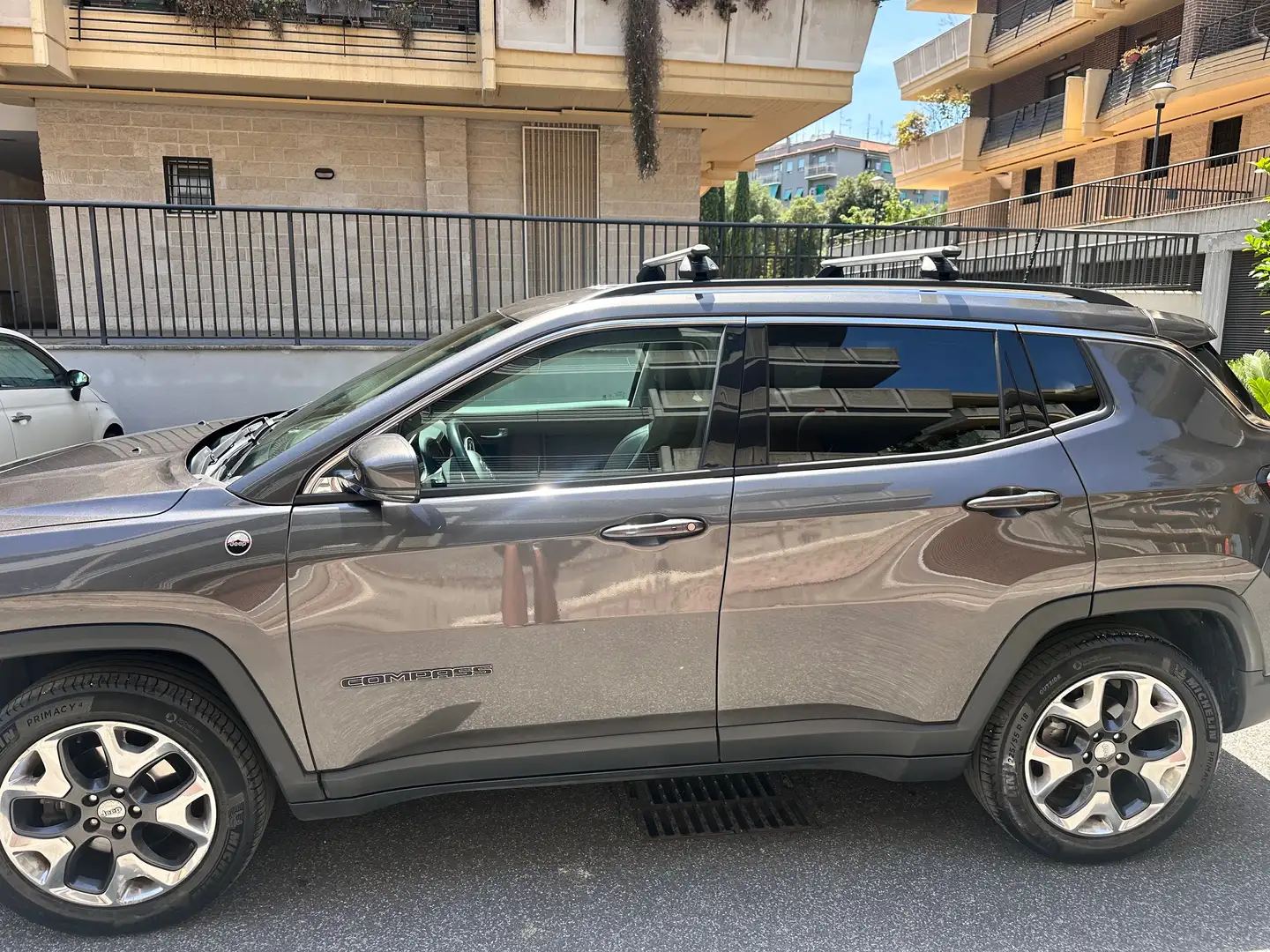 Jeep Compass Compass 2.0 mjt Opening Edition 4wd 140cv auto Grigio - 2