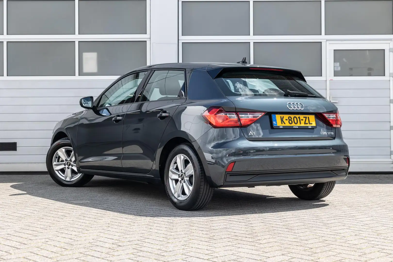 Audi A1 Sportback 25 TFSI 95pk Pro Line | Apple Carplay/An Grijs - 2