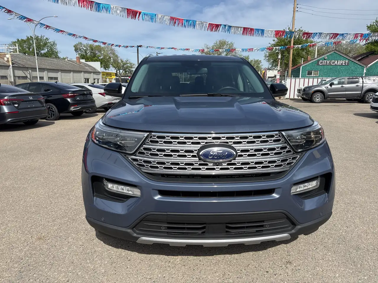 Ford Explorer снимка Ford Explorer