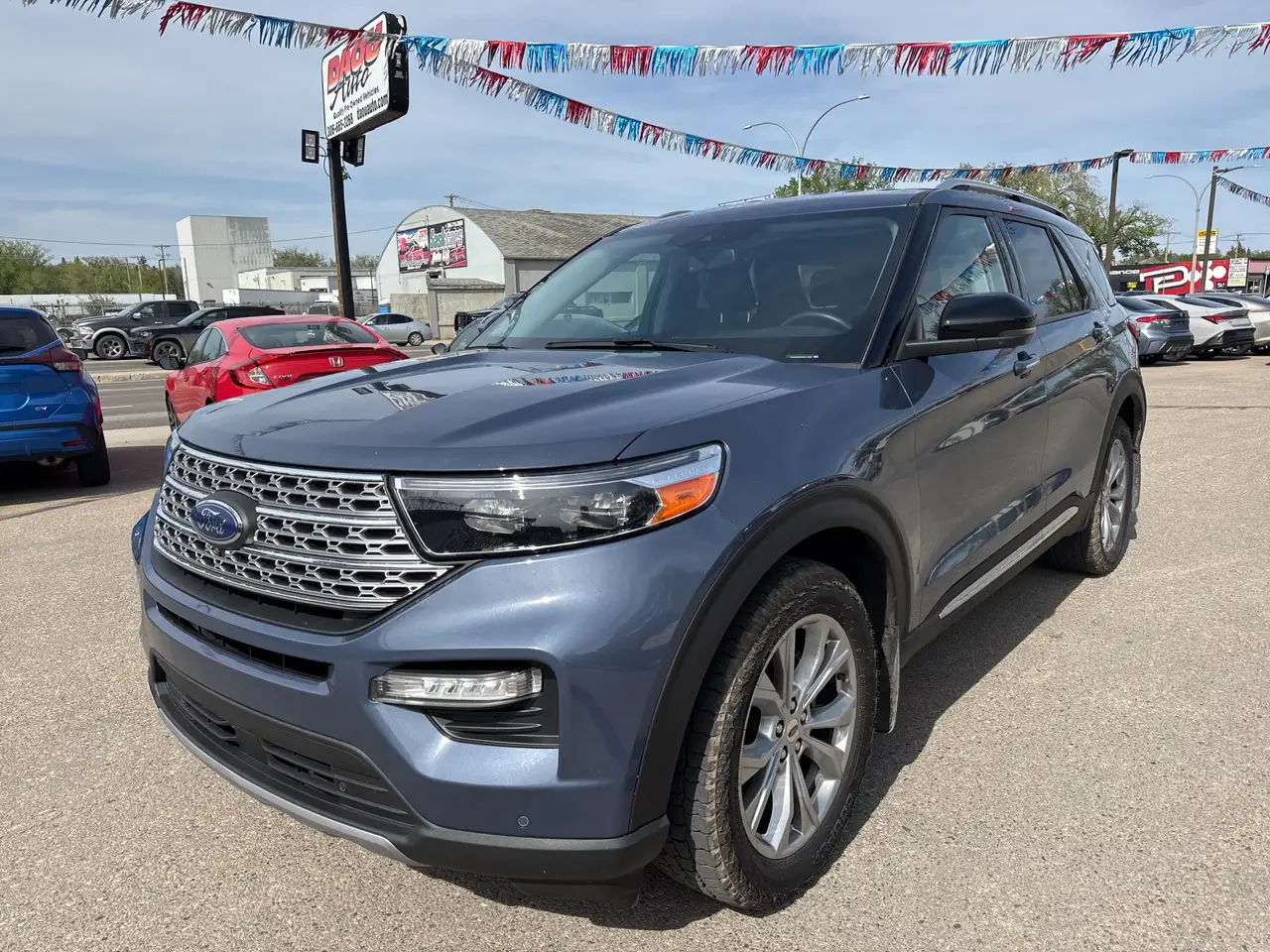 Ford Explorer снимка Ford Explorer
