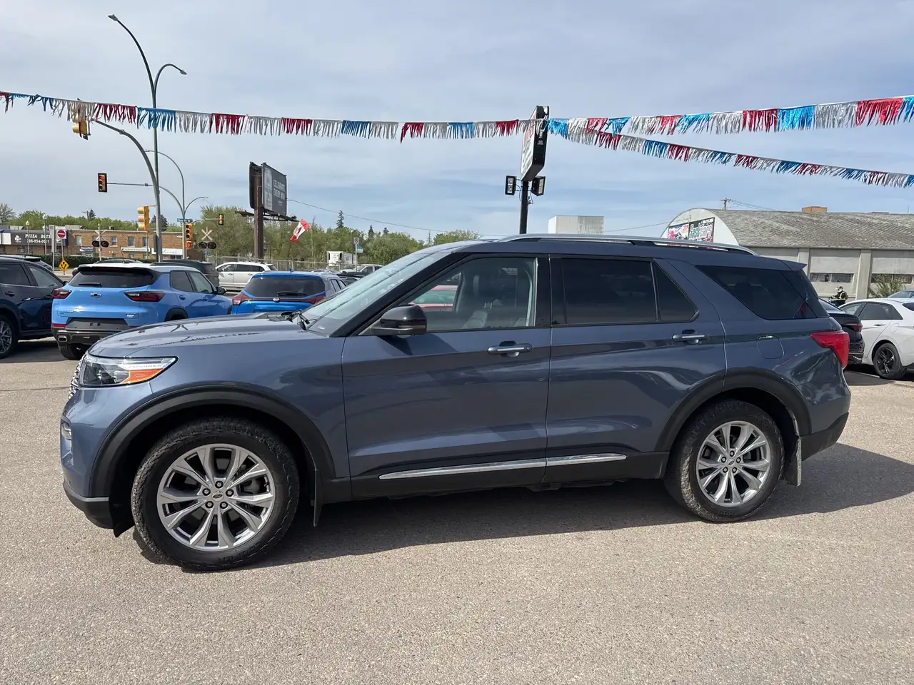 Ford Explorer снимка Ford Explorer