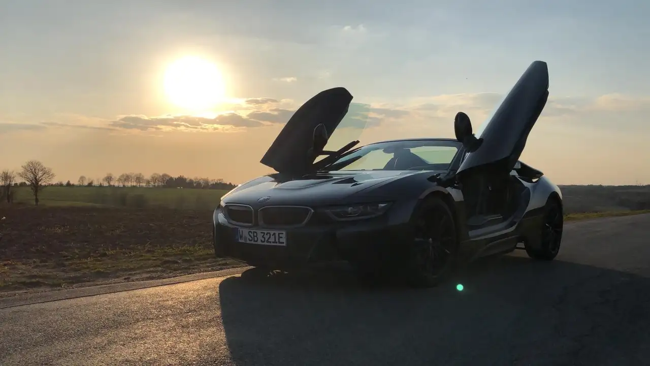 BMW i8