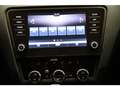 Skoda Octavia 3 III Combi 1.6 TDI DSG Style AHK/ACC/SI Negro - thumbnail 8