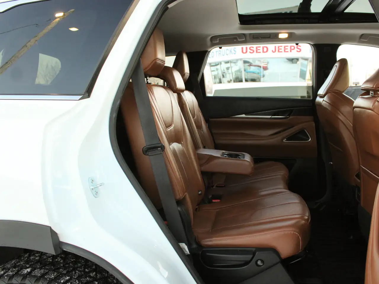 Infiniti QX60 fotografie Infiniti QX60