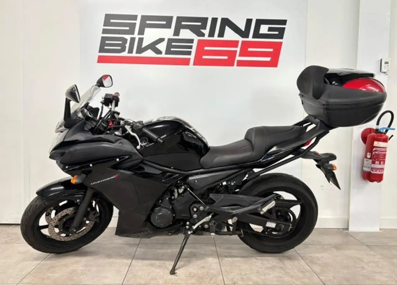 Yamaha XJ 600