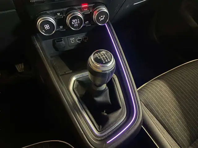 Renault Clio view 13